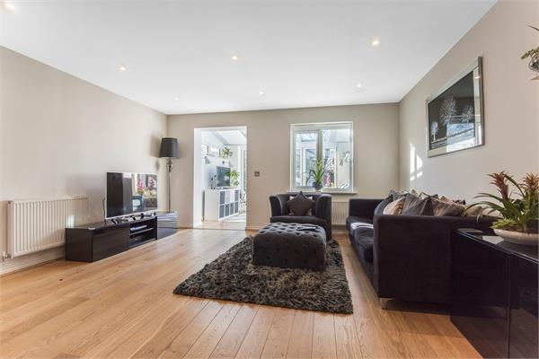 Bampton Drive, Mill Hill, NW7, Mill Hill, NW7
